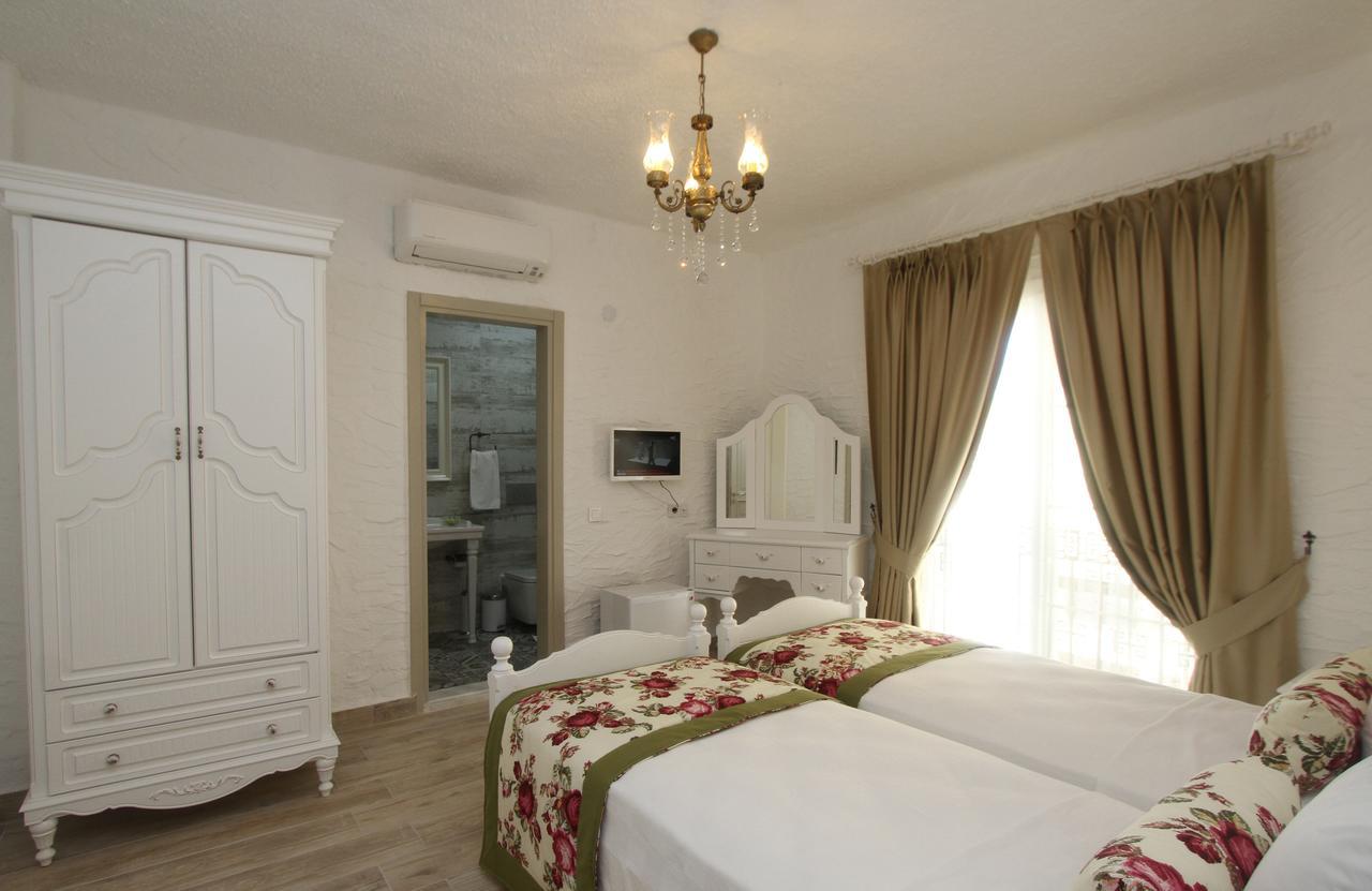 Alya Mou Butik Hotel Çeşme Exterior foto