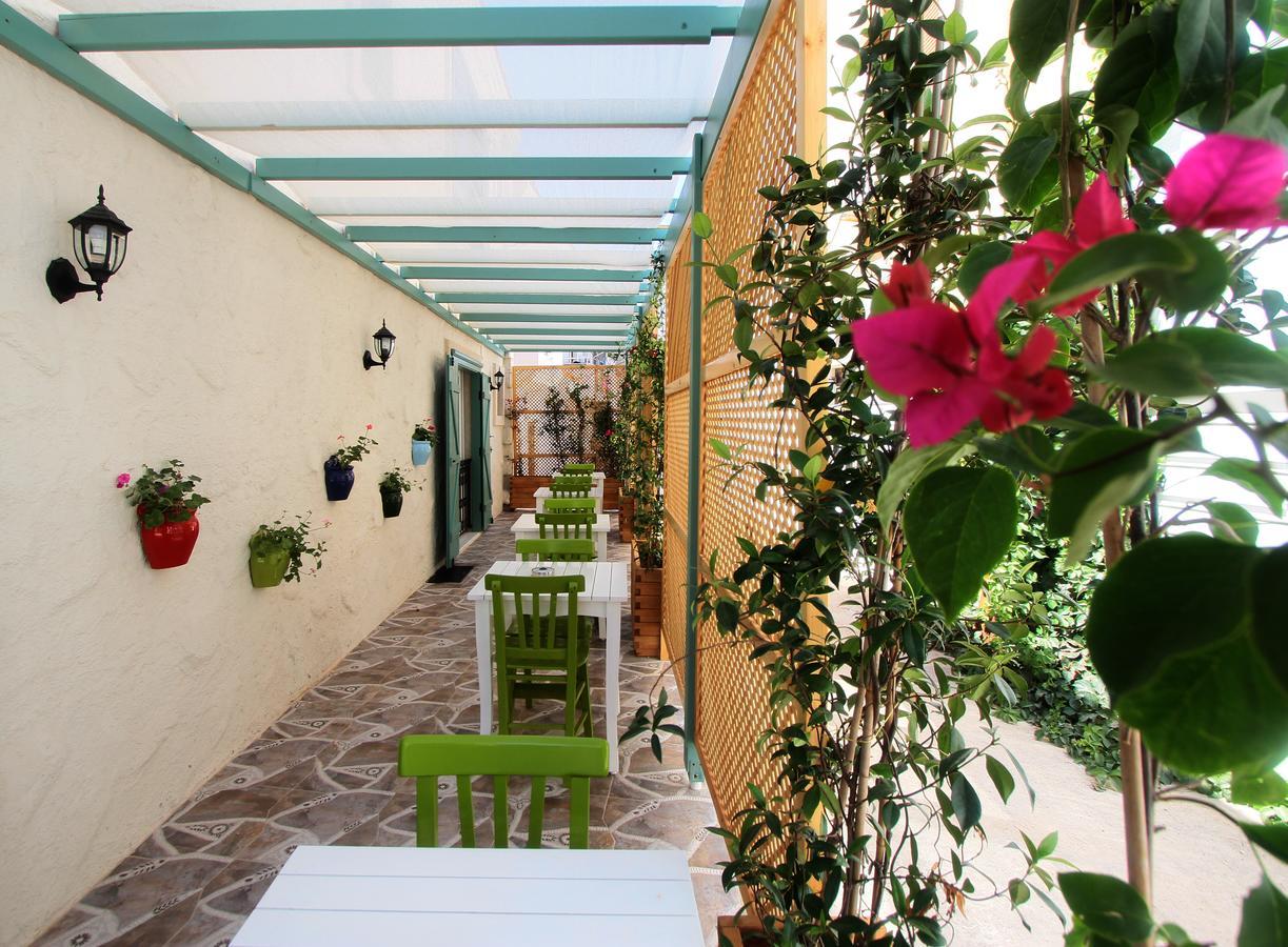 Alya Mou Butik Hotel Çeşme Exterior foto